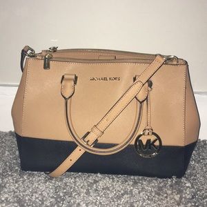 Trade for rachellasstuff DO NOT BUY